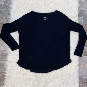 Long sleeve tee